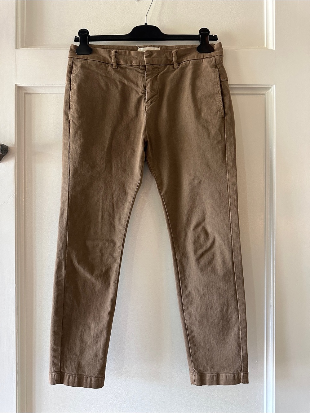 Nili Lotan Low rise Slim Straight Chino Pants - Brown